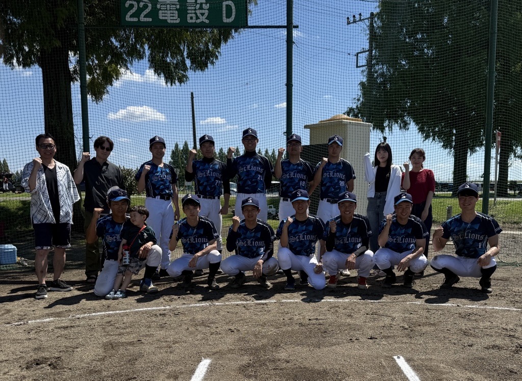 ソフトクリエイト野球部集合写真